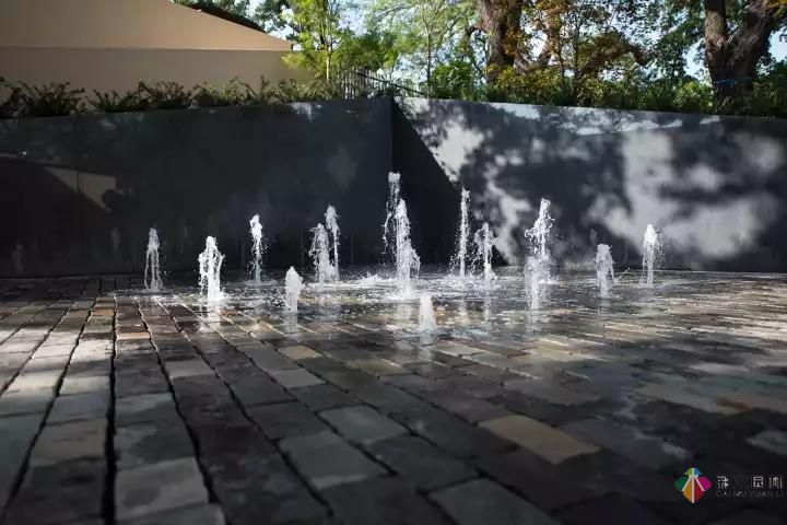 無水不庭院，10個絕美水景庭院設(shè)計