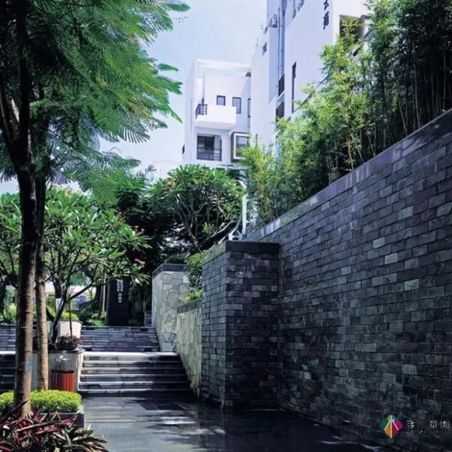 庭院圍墻設(shè)計(jì)常見(jiàn)的哪幾種材料